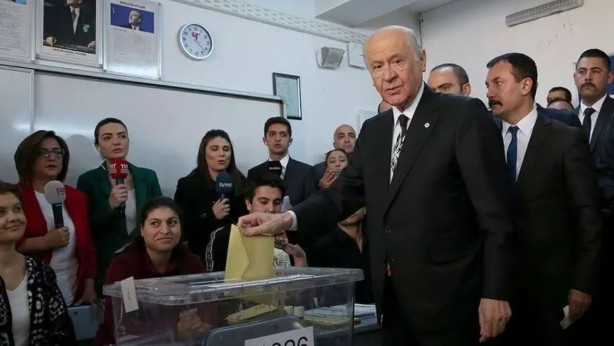 Foto - Liderler nerede oy kullanacak?