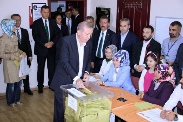 Foto - Liderler oylarını kullandı