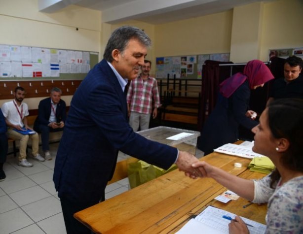 Foto - Liderler oylarını kullandı