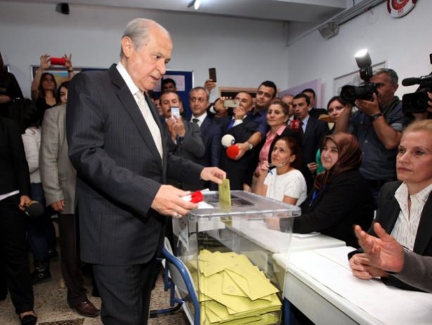 Foto - Liderler oylarını kullandı