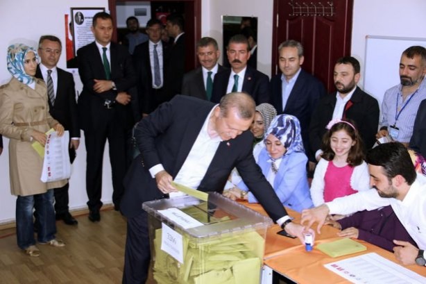 Foto - Liderler oylarını kullandı