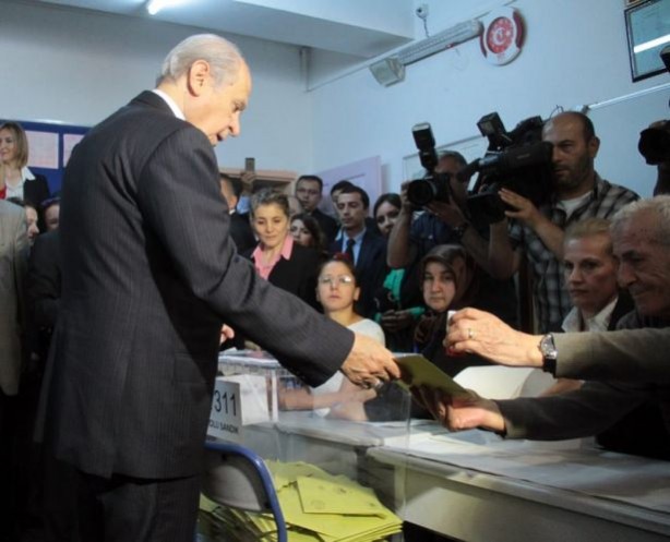 Foto - Liderler oylarını kullandı