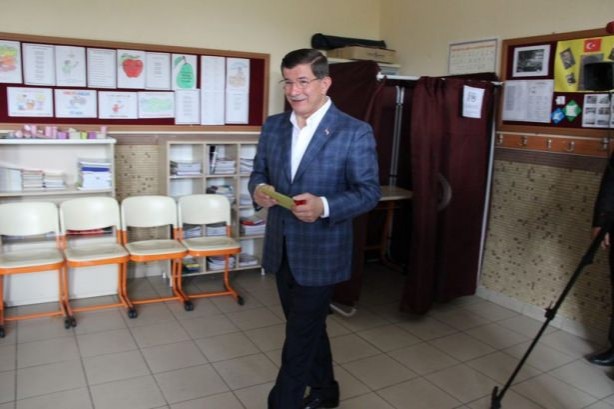 Foto - Liderler oylarını kullandı