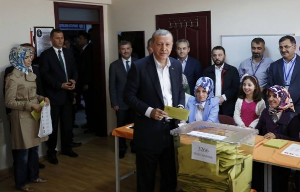 Foto - Liderler oylarını kullandı