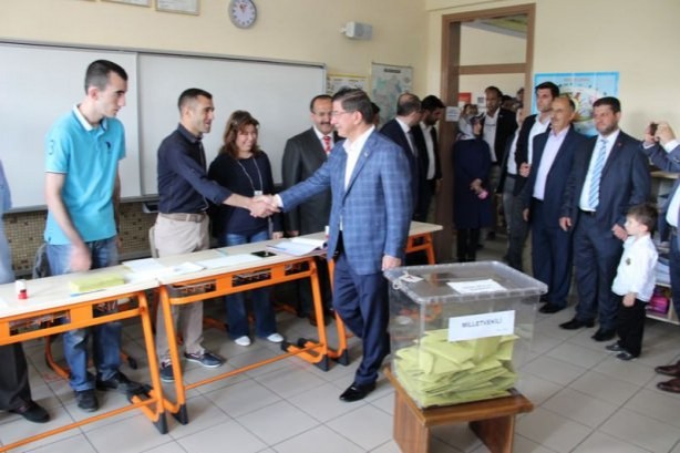 Foto - Liderler oylarını kullandı