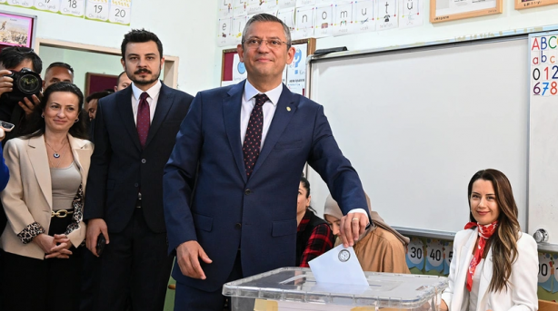 Foto - Liderler oyunu işte böyle kullandı! İlginç olan şey?