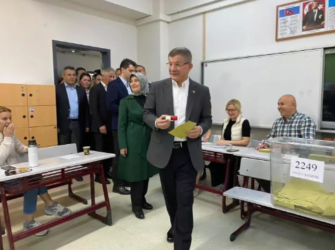 Foto - Liderlerin sandığından çıkan oy sonuçları belli oldu! Erdoğan'ın sandığından bakın kim çıktı