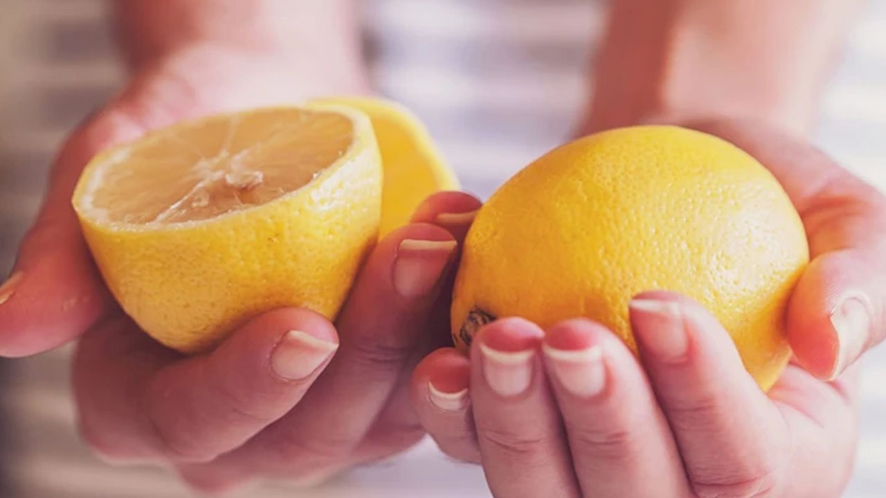 Foto - Limon alırken 2 kere düşünün! Yeşil mi alınmalı sarı mı? Hangisini satın almalıyız?