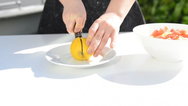 Foto - Limon aslında nasıl sıkılır?