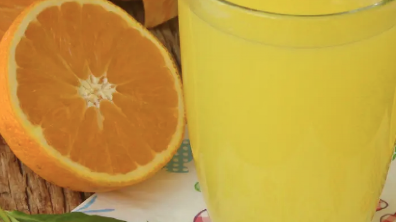 Limonatayı yıllardır yanlış yapıyormuşuz! Acılaşmasını önlemek için bunu yapın!