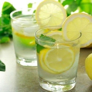 Limonlu su içmeniz için 8 sebep