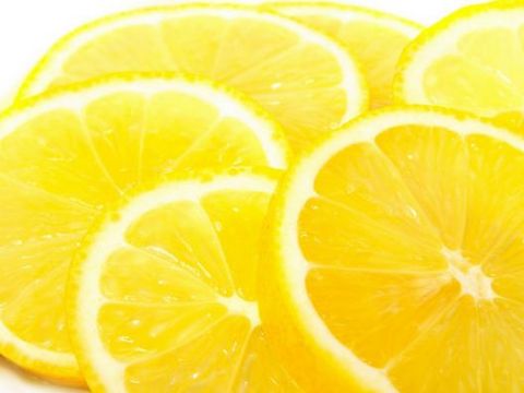 Foto - Limonu cilde sürmenin öyle faydaları var ki...