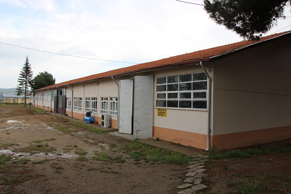 Foto - Lise değil adeta fabrika! 