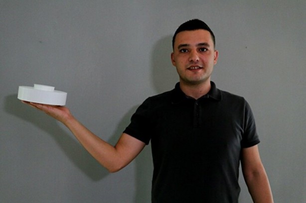 Foto - Lise mezunu genç üretti! Uçan süpürge