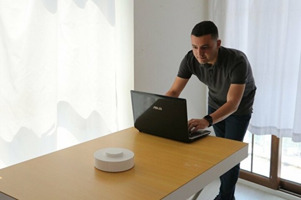 Foto - Lise mezunu genç üretti! Uçan süpürge