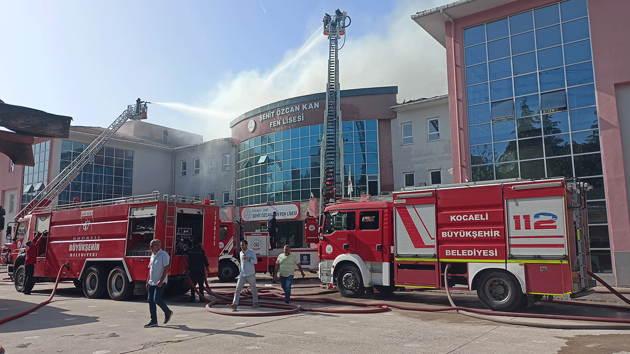 Lisede korku dolu anlar