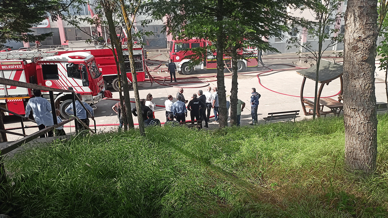 Foto - Lisede korku dolu anlar