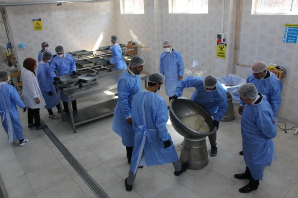 Foto - Liseliler ekmek üretiyordu! Şimdi ise…