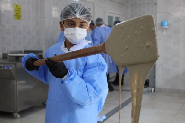 Foto - Liseliler ekmek üretiyordu! Şimdi ise…