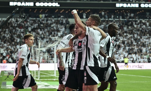 Foto - Liste açıklandı ve… Kim derdi ki Erol Bulut Beşiktaş’ın yüzünü güldürecek…