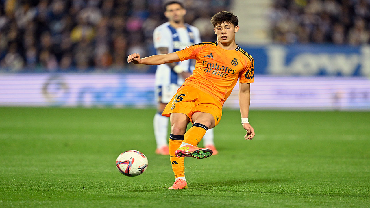 Foto - Liverpool, Real Madrid'e acımadı! Arda Güler ilk 11'de sahaya çıktı