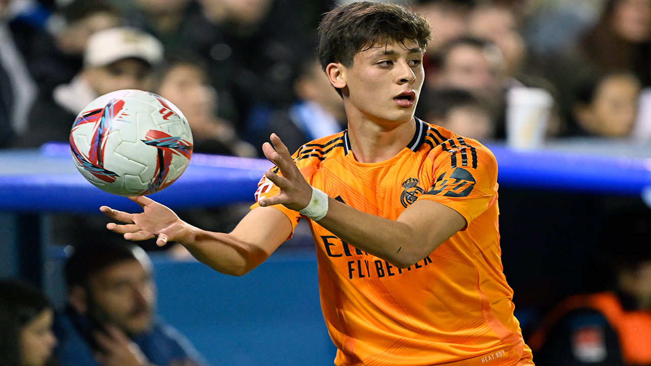 Foto - Liverpool, Real Madrid'e acımadı! Arda Güler ilk 11'de sahaya çıktı