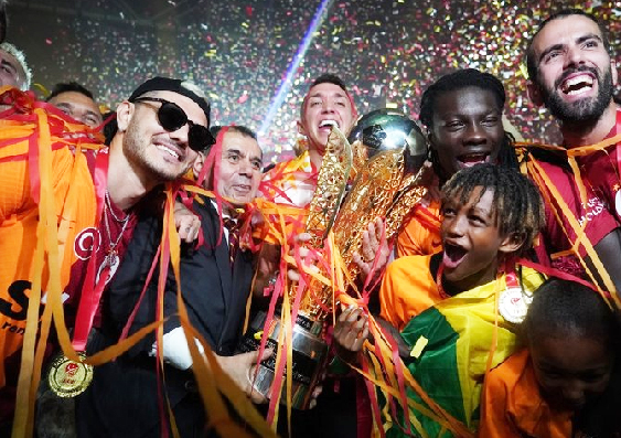 Foto - Liverpool'un yıldızı koptu geliyor... Detaylar ortaya çıktı: Liverpool o oyuncuyu öve öve bitirememişti! 