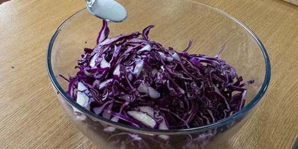 Foto - Lokanta usulü mor lahana turşusu tarifi