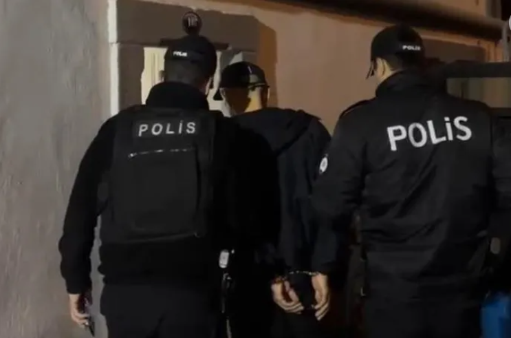 Foto - Londra-Moldova-Maraş şeytan üçgeninde çete savaşları