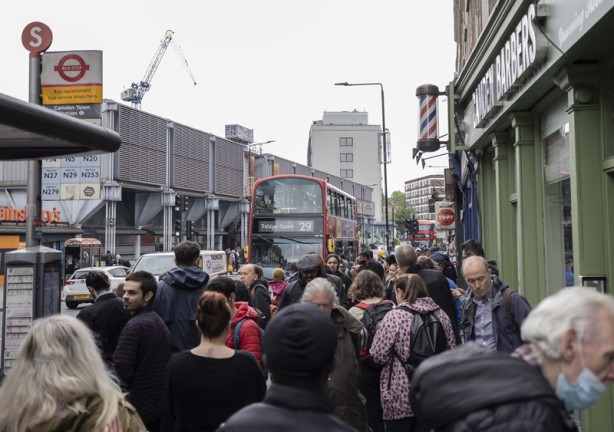 Foto - Londra'da binlerce metro çalışanı greve gitti