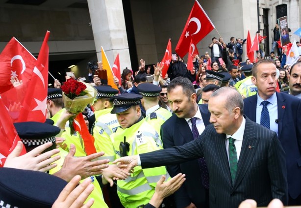 Londra'da Erdoğan coşkusu