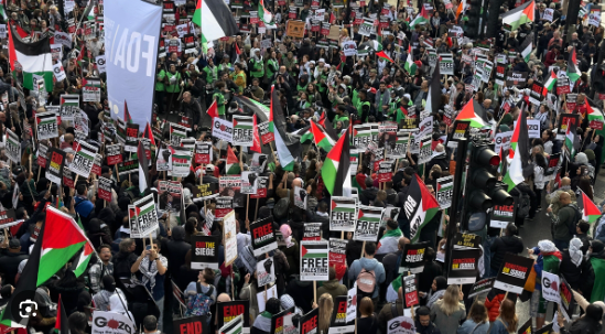 Foto - Londra'da Filistin'e destek yürüyüşü: 300 bin kişi katıldı