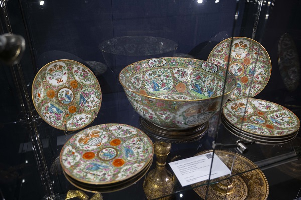 Foto - Londra'da İslam sanat eserleri sergisi açıldı