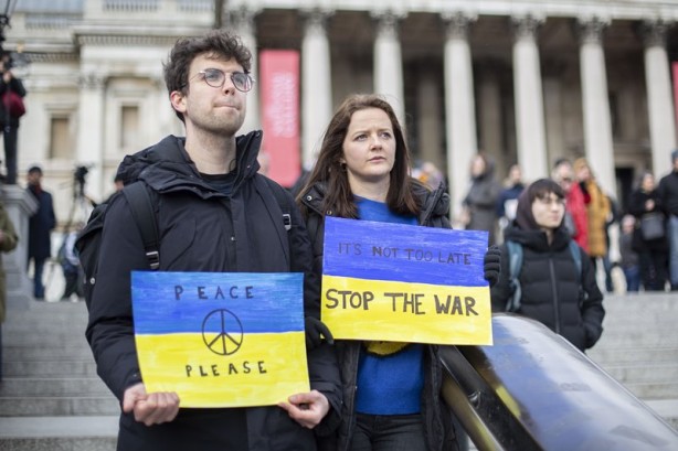 Foto - Londra'da Ukrayna için sokağa döküldüler!