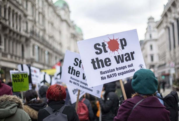 Foto - Londra'da Ukrayna için sokağa döküldüler!