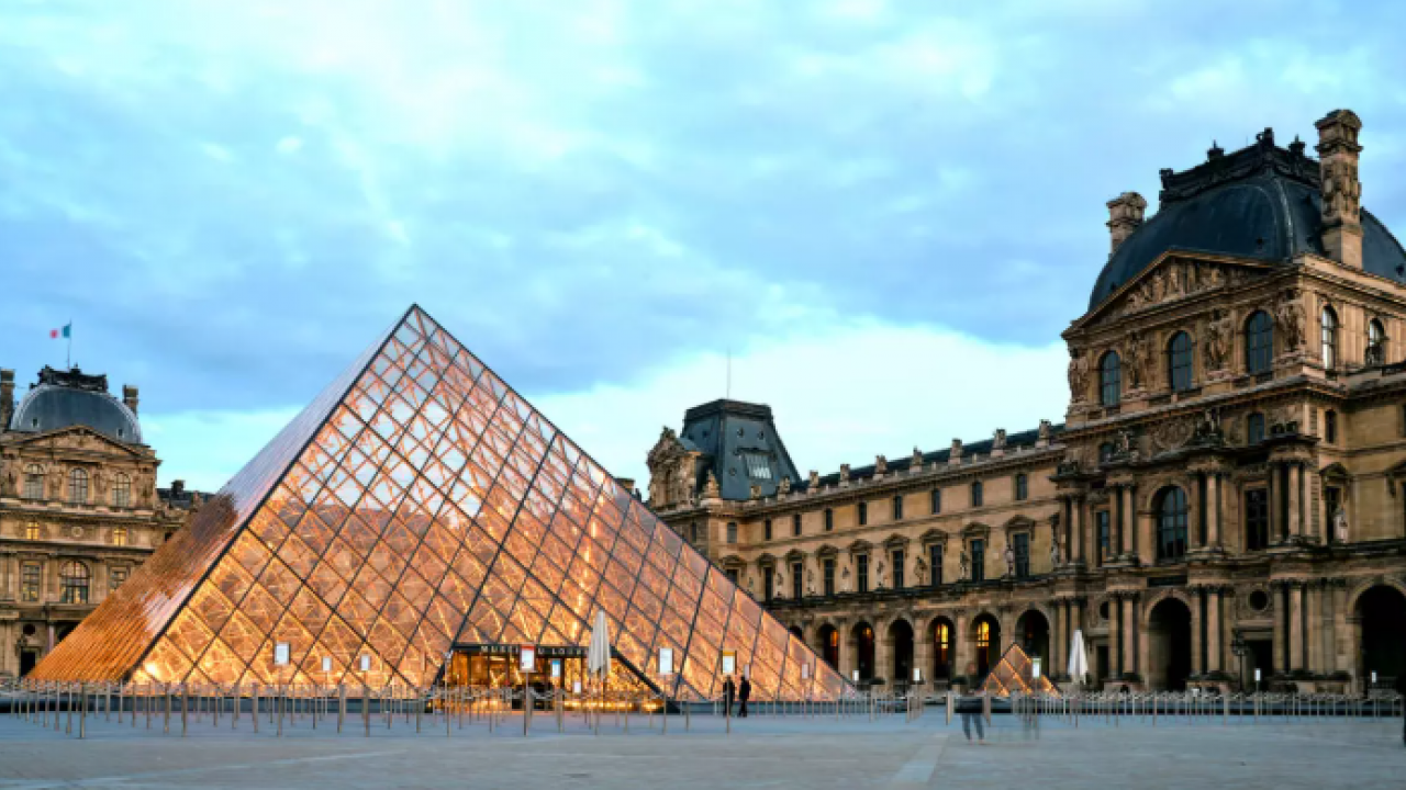 Louvre Müzesi'nde yeni skandal: Acil durum ilan edildi!