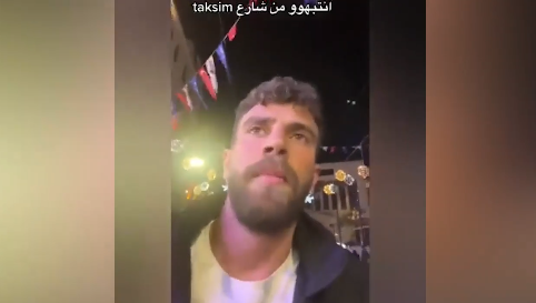 Foto - Lübnanlı isimden Taksim'de büyük alçaklık! Görenler çileden çıktı