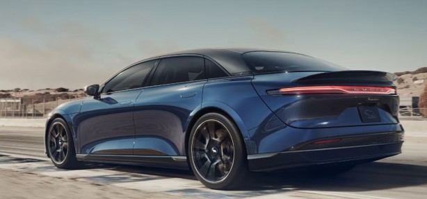 Foto - Lucid, Tesla'ya meydan okudu