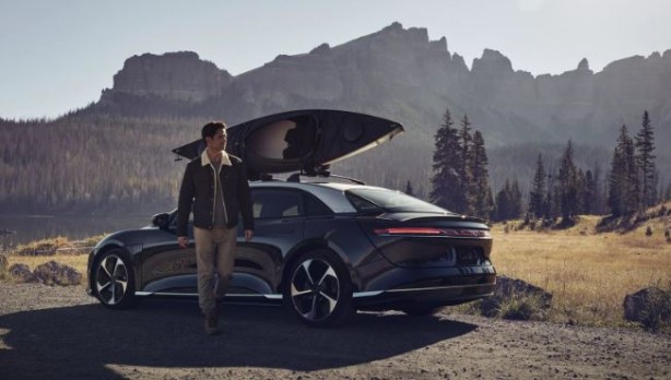 Foto - Lucid, Tesla'ya rakip olacak