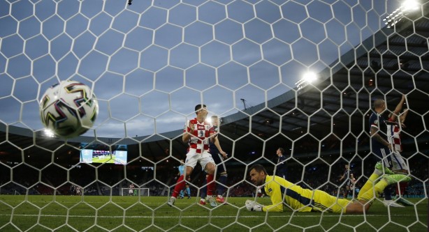 Foto - Luka Modric Hırvatistan'ı kurtardı