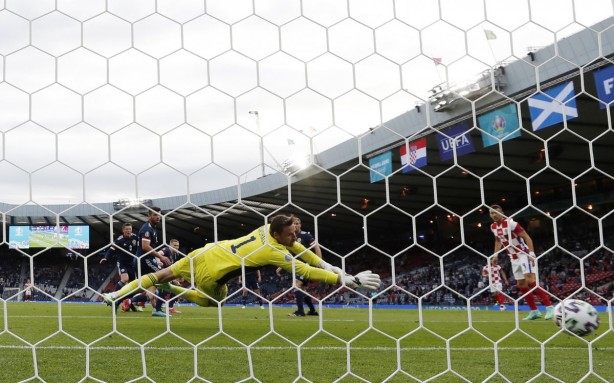 Luka Modric Hırvatistan'ı kurtardı