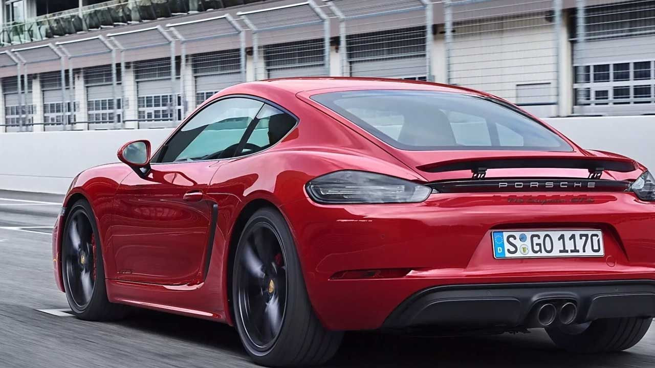 Lüks otomobil devi Porsche’den beklenmedik karar! Üretimden kaldırıldı, satışları durduruldu