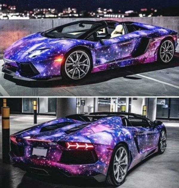 Foto - Lüks otomobillere sıra dışı renkler