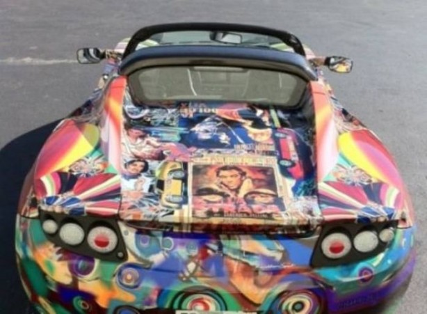 Foto - Lüks otomobillere sıra dışı renkler