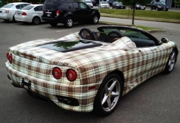 Foto - Lüks otomobillere sıra dışı renkler