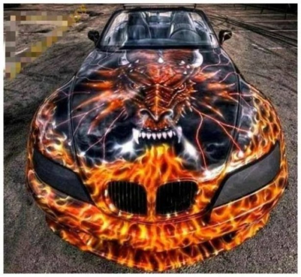 Foto - Lüks otomobillere sıra dışı renkler