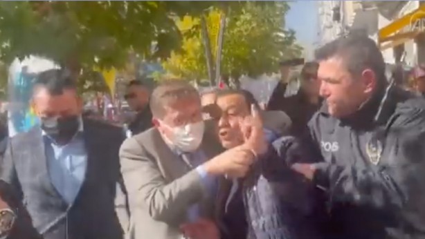 Foto - Lütfü Türkkan'ın küfür skandalını savunan İYİ Parti kapatıldı!