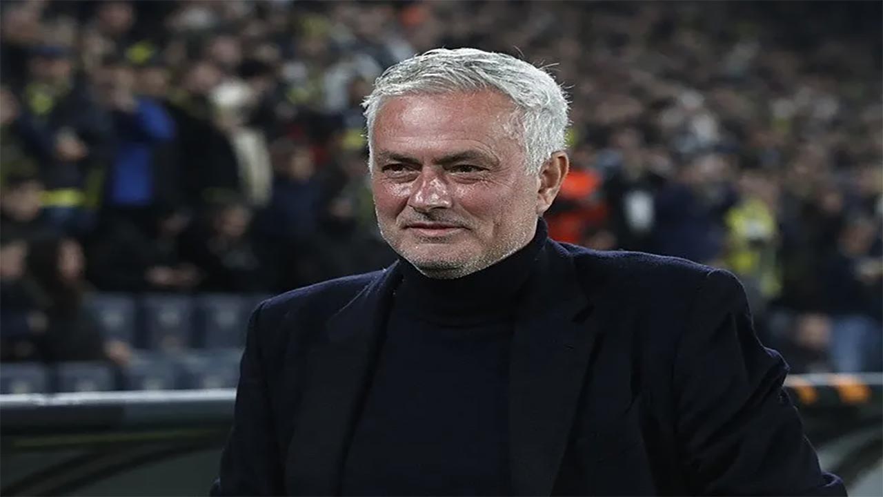 Foto - Lyon maçının yıldızı Yusuf Akçiçek hakkında şok edici gerçek! Mourinho devreye girdi