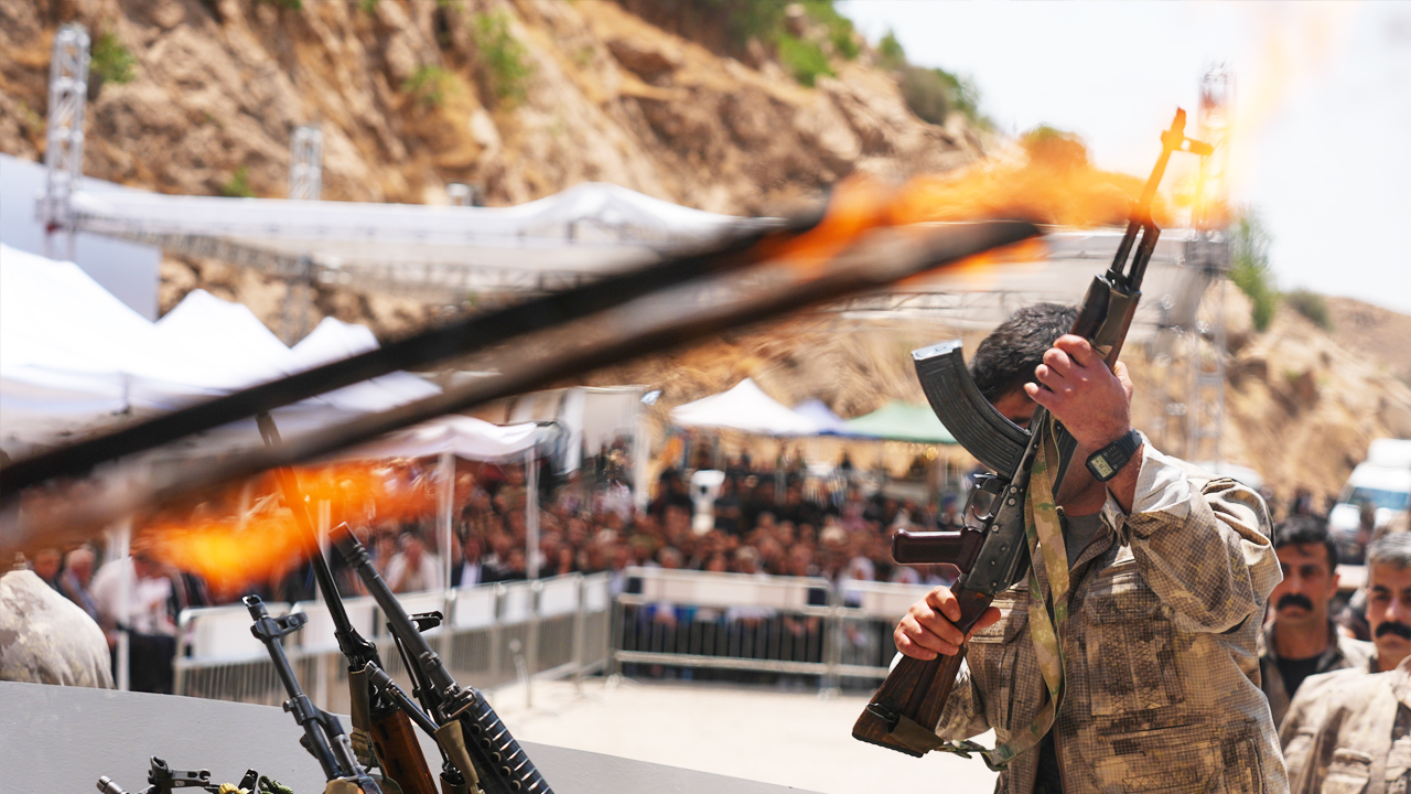 Foto - Maalesef olmayacak şey oldu ve O ülke de konuştu: Fransa'dan PKK'nın silah bırakmasına ilk yorum