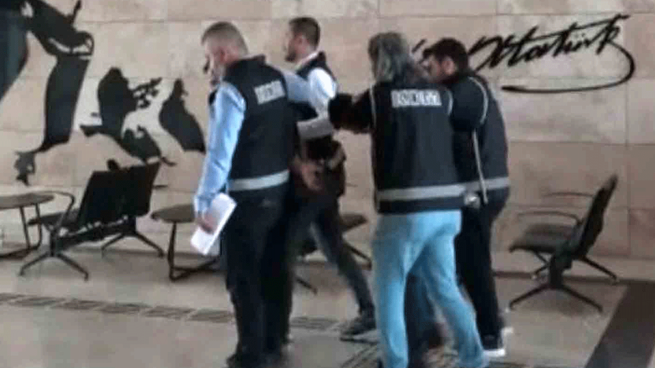 Maaş neyinize yetmedi! Sizin gibi memur olmaz olsun